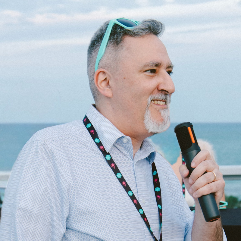 Eduardo Mazal, Product Marketing Leader